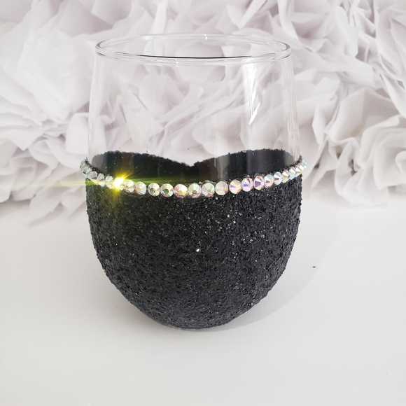 Crystal Rhinestone ๐ฎ Bling Hand Crafted Wine/Water ๐ง Glass - Picture 3 of 6